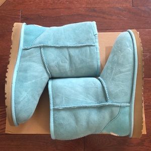 UGG Australia - Short Boots